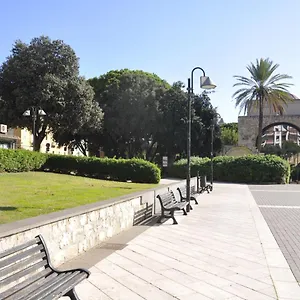 San Saturnino Bed and breakfast