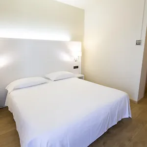 https://parigi-2.italymilanhotels.net